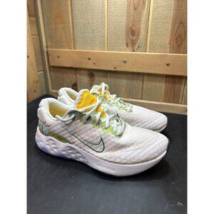 Nike Renew Ride 3 Premium Road Running Shoes Womens Size 10 White & Green Lightw